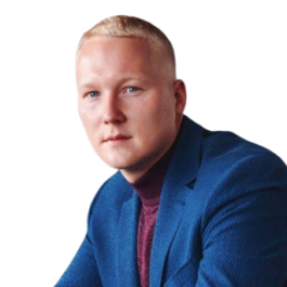 Максим  Макаров