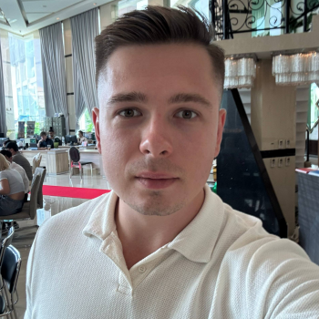 Максим Шрамко